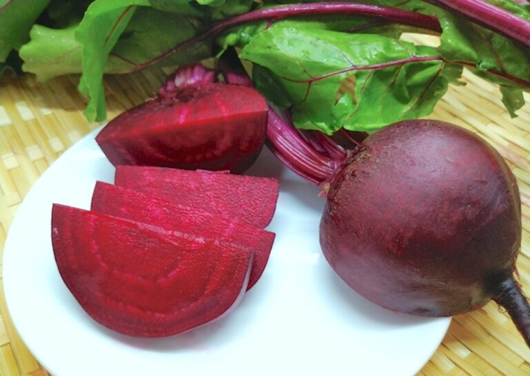 去除甜菜根土味的方法！甜菜根適合用在哪些料理？用不完要怎麼保存？