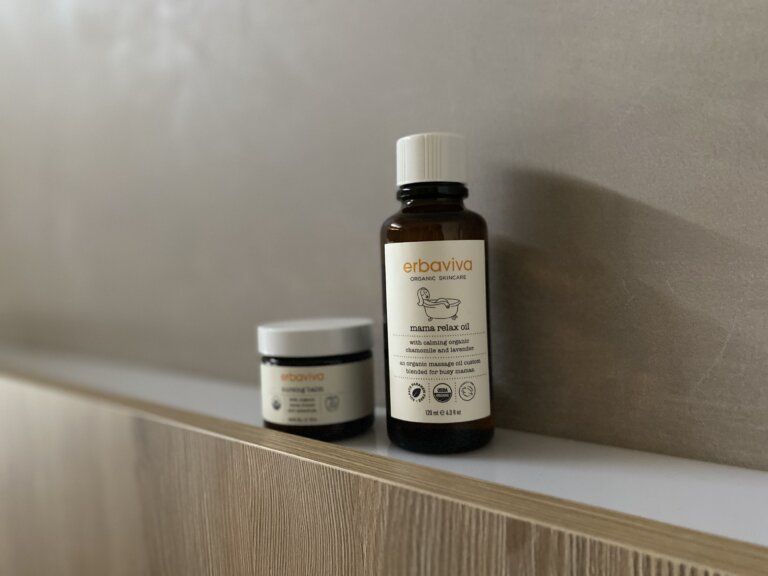 迎接第一個母親節：erbaviva 有機媽咪舒緩按摩油與乳頭修護膏，親餵媽媽的溫柔呵護