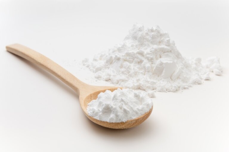 太白粉這個名稱的由來是什麼?有哪些天然食材也可以用來勾芡?