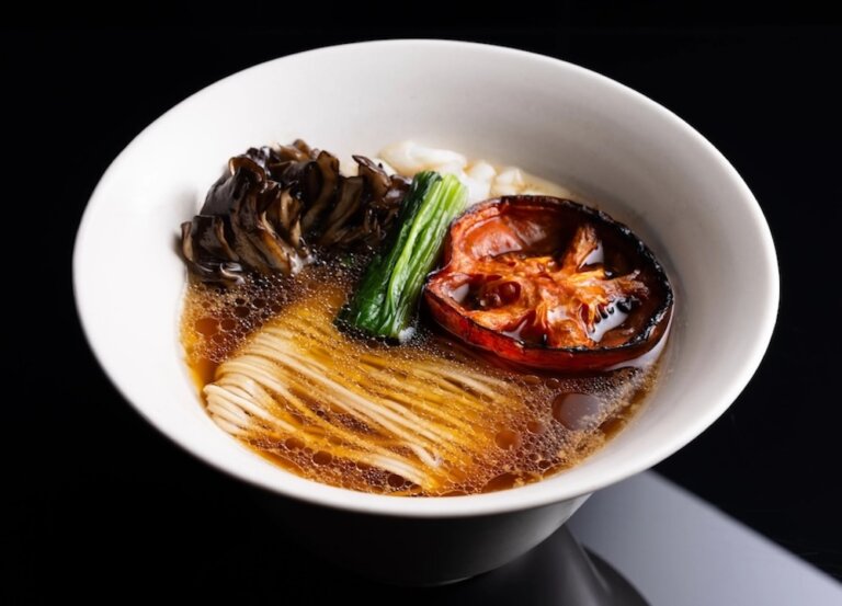 京都必吃蔬食名店3選！米其林綠星餐廳，純素拉麵、精緻素食、懷石料理一次滿足