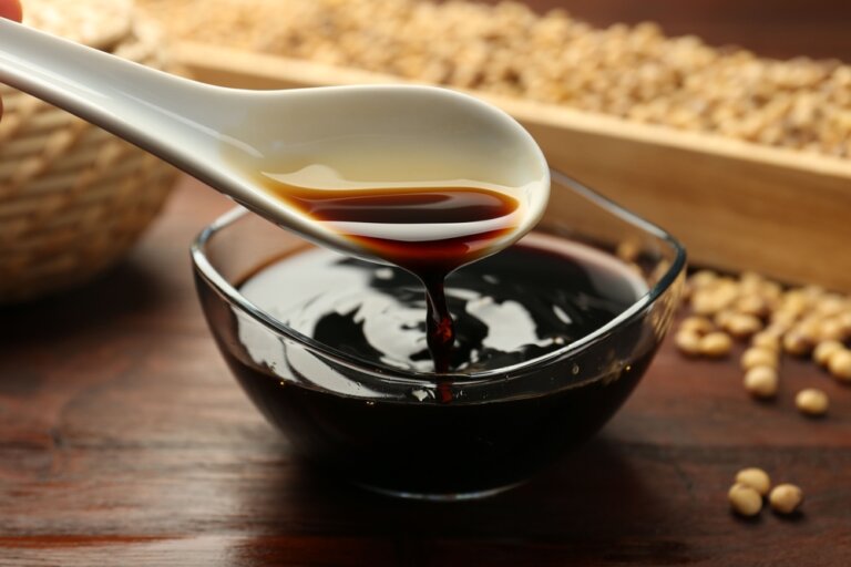 純釀造醬油、化學醬油差在哪？醬油的釀造有三個關鍵步驟！