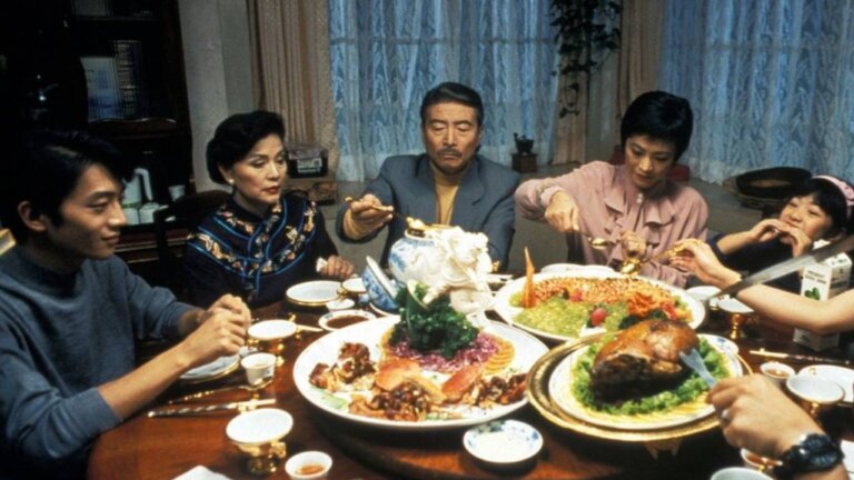 經典回顧｜重看《飲食男女》：一桌菜，能修復一個家嗎？